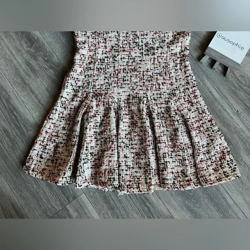 En Saison Everleigh Tweed Boucle Metallic Pleated Sleeveless mini dress L NWT - Picture 11 of 16